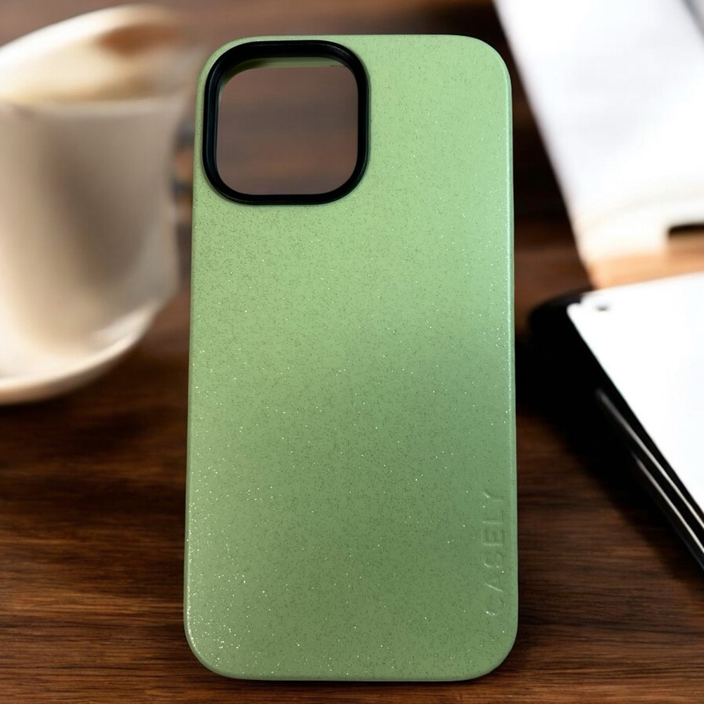 Casely Bold Green Shimmer MagSafe Case for iPhone 13 Pro Max NWT